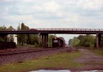 NS 8515 leads a huge train southbound